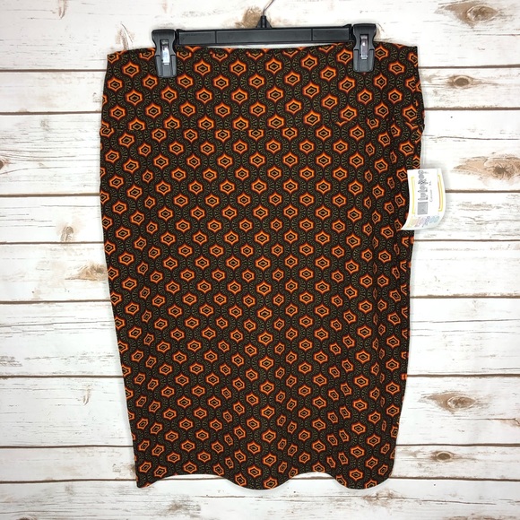 LuLaRoe Dresses & Skirts - Lularoe Cassie Pencil Skirt Green orange XL